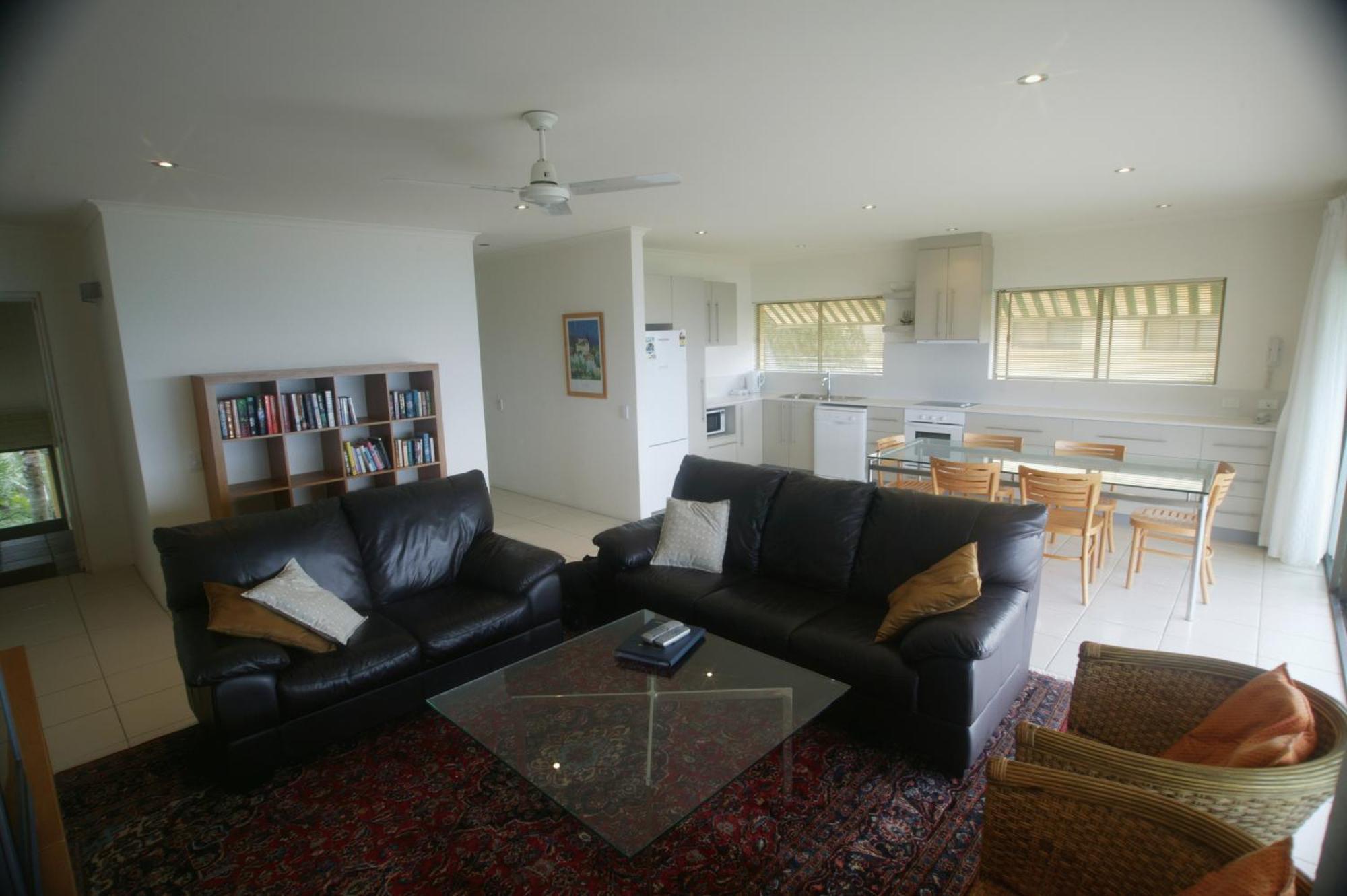 סנשיין ביץ' Sunseeker Holiday Apartments מראה חיצוני תמונה