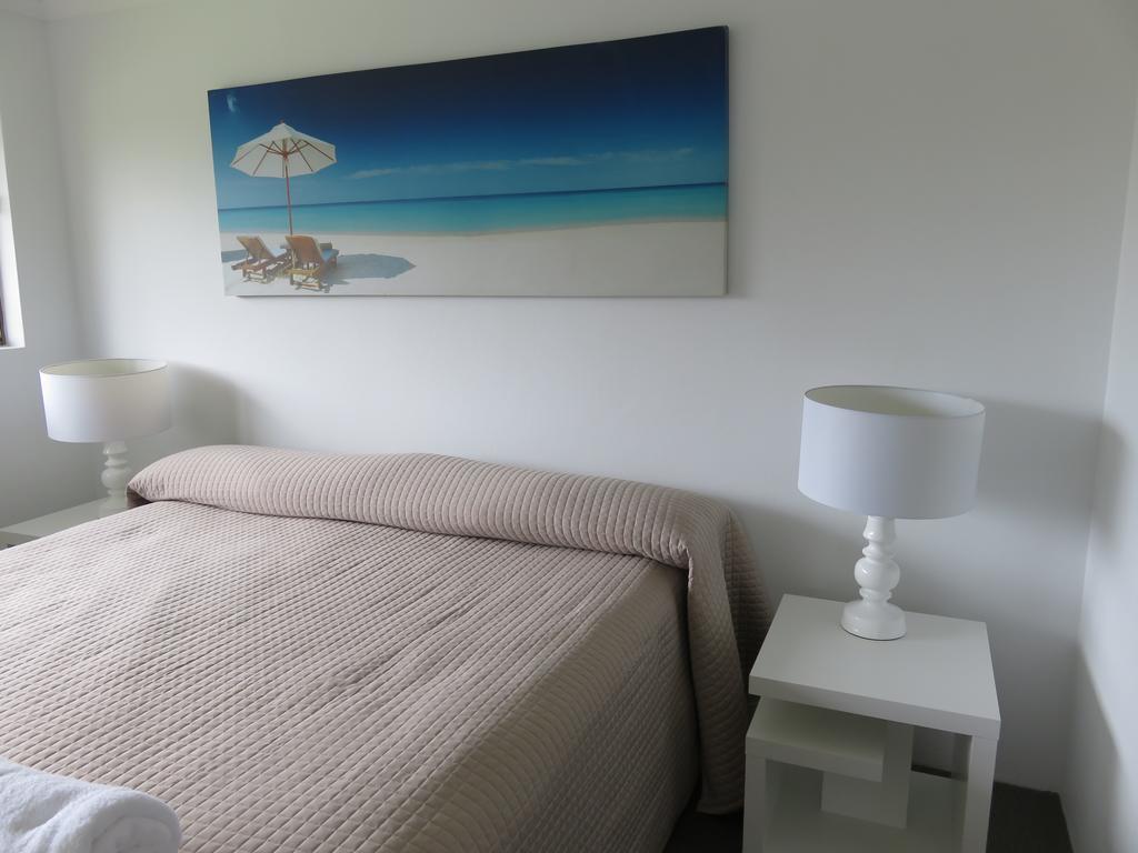 סנשיין ביץ' Sunseeker Holiday Apartments מראה חיצוני תמונה